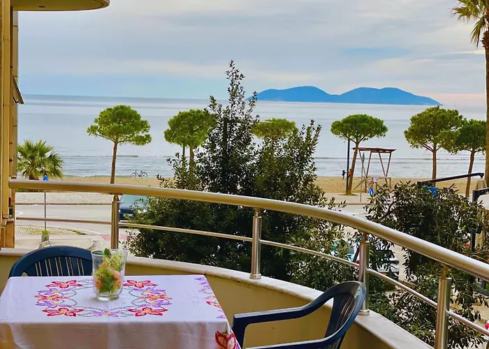 Seaside Stay-Private Parking-Prime Location