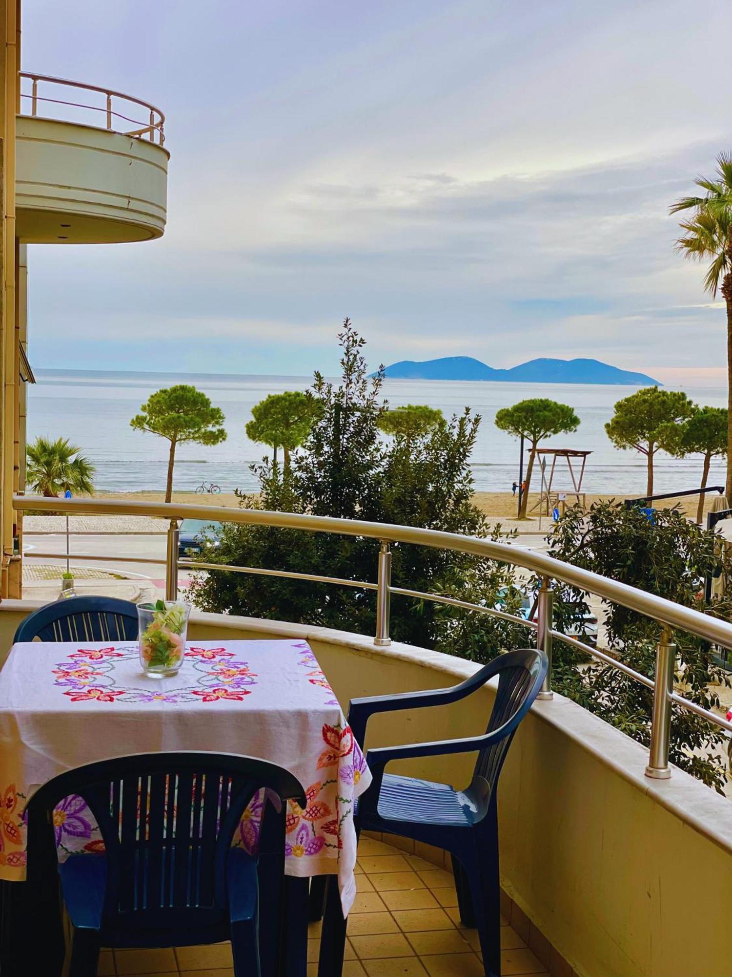 Seaside Stay-private Parking-prime Location *